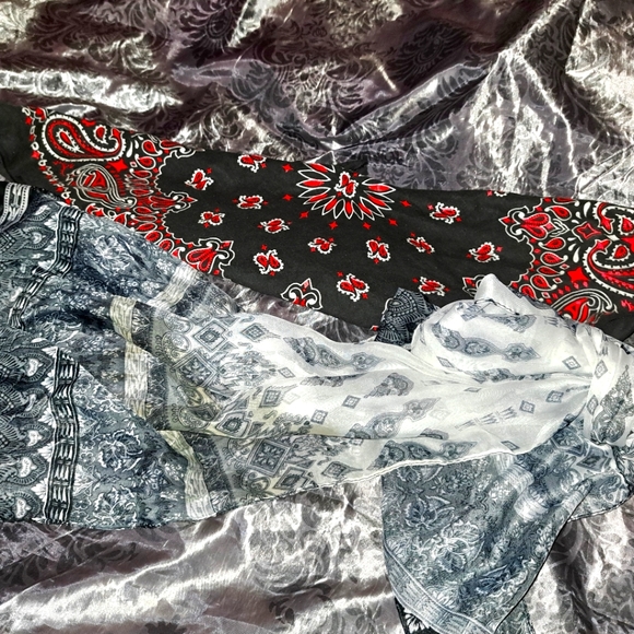 Spring Rose Bundle - Picture 4 of 4